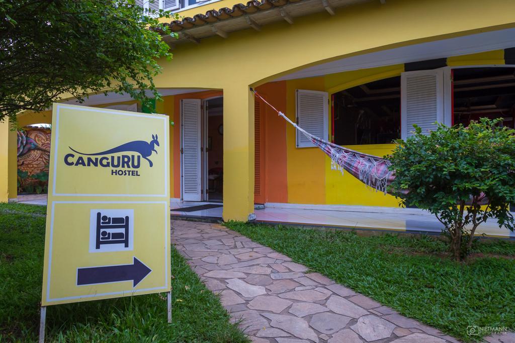 Canguru Hostel Парати Экстерьер фото