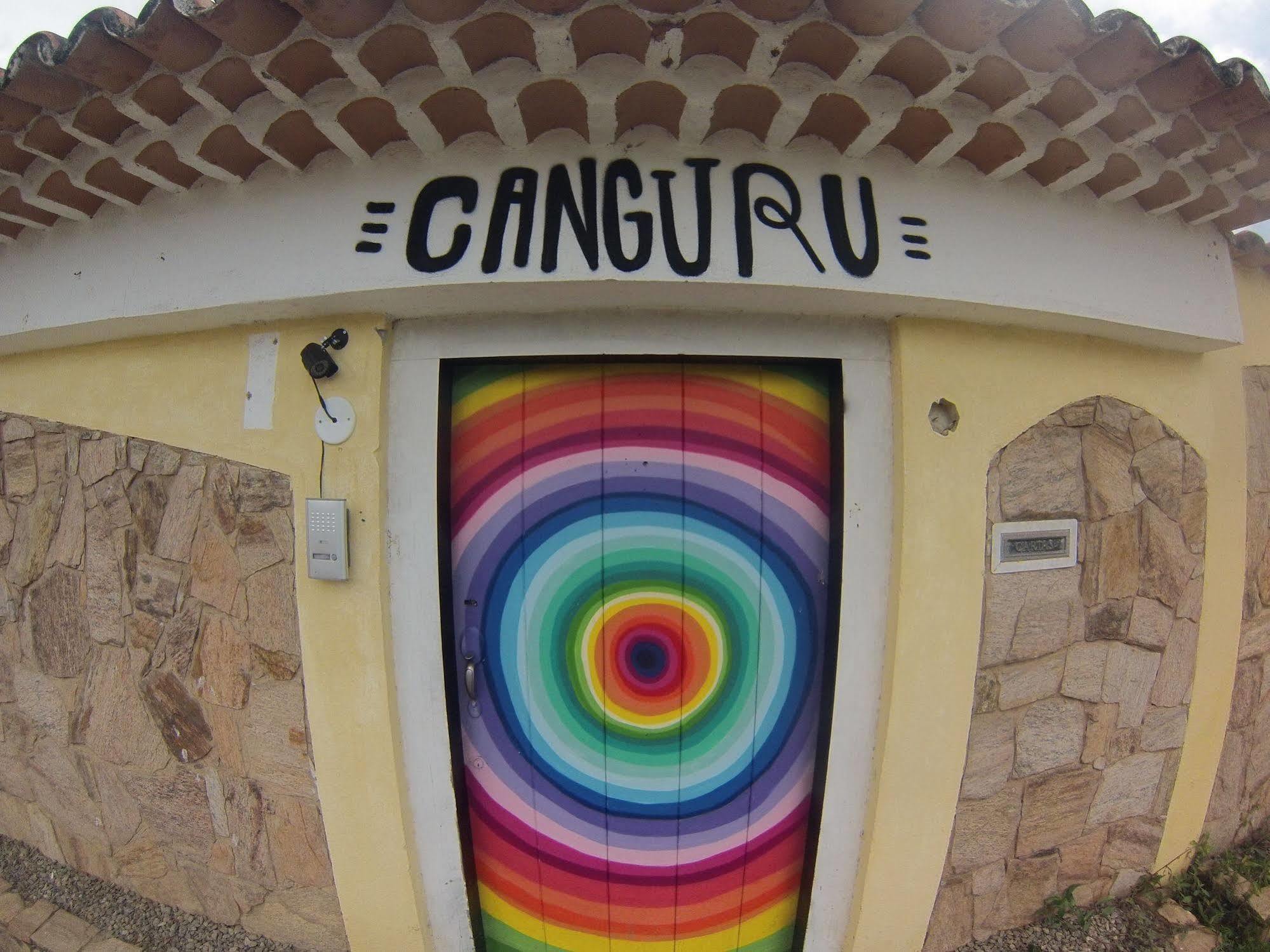 Canguru Hostel Парати Экстерьер фото